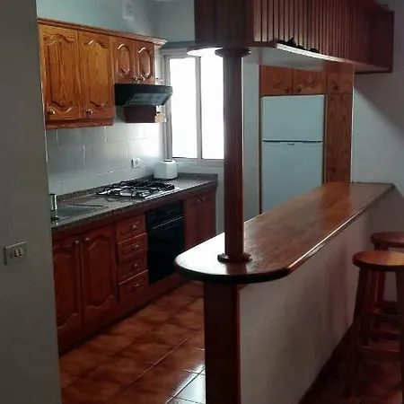 - Cerca De La Playa Apartment *